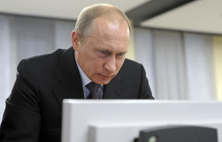 Путин: госкомпаниям надо переходить на российское ПО, сначала в порядке рекомендации