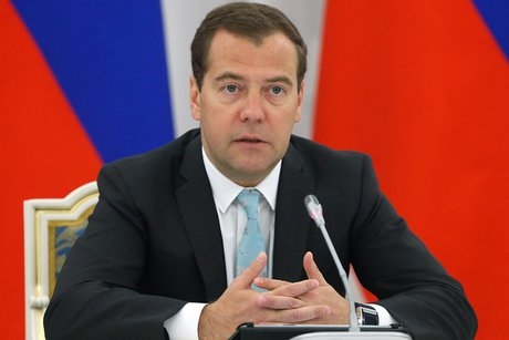 Медведев поручил проработать вопрос об укрупнении госзакупок оборудования в рамках нацпроектов