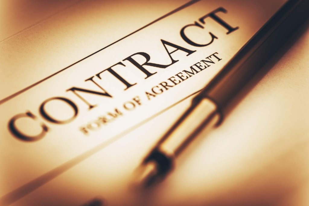 Утверждены типовые контракты на спецоценку условий труда и обучение по вопросам охраны труда (Закон № 44-ФЗ)