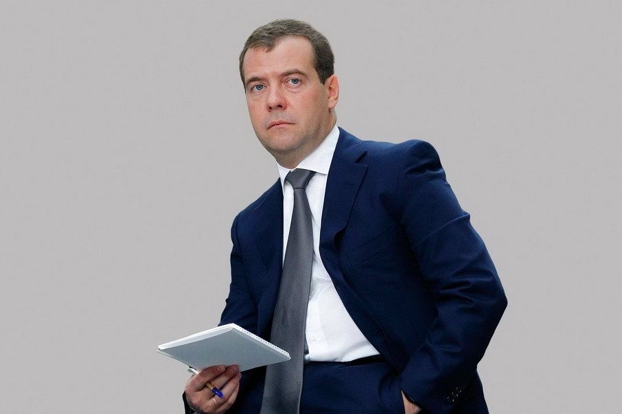 Медведев предложил решения по пяти поправкам в закон о госзакупках