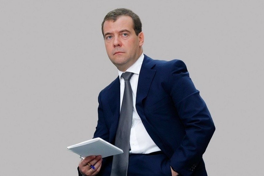 Медведев выступил за уголовную ответственность за махинации на торгах по госконтрактам