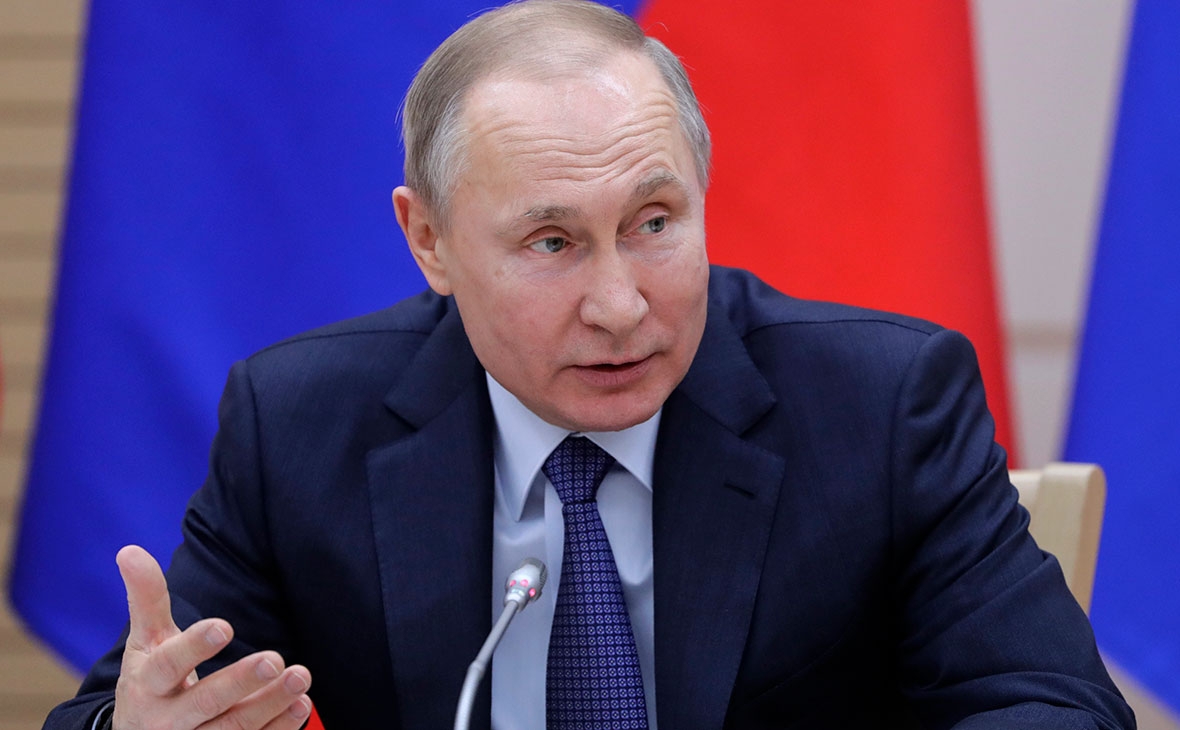Путин поддержал идею ограничить закупки госкомпаниями иностранной продукции легпрома