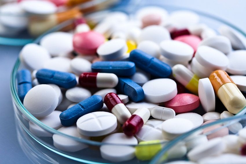 Правительство изменило правила формирования перечня лекарств, закупаемых по торговым наименованиям