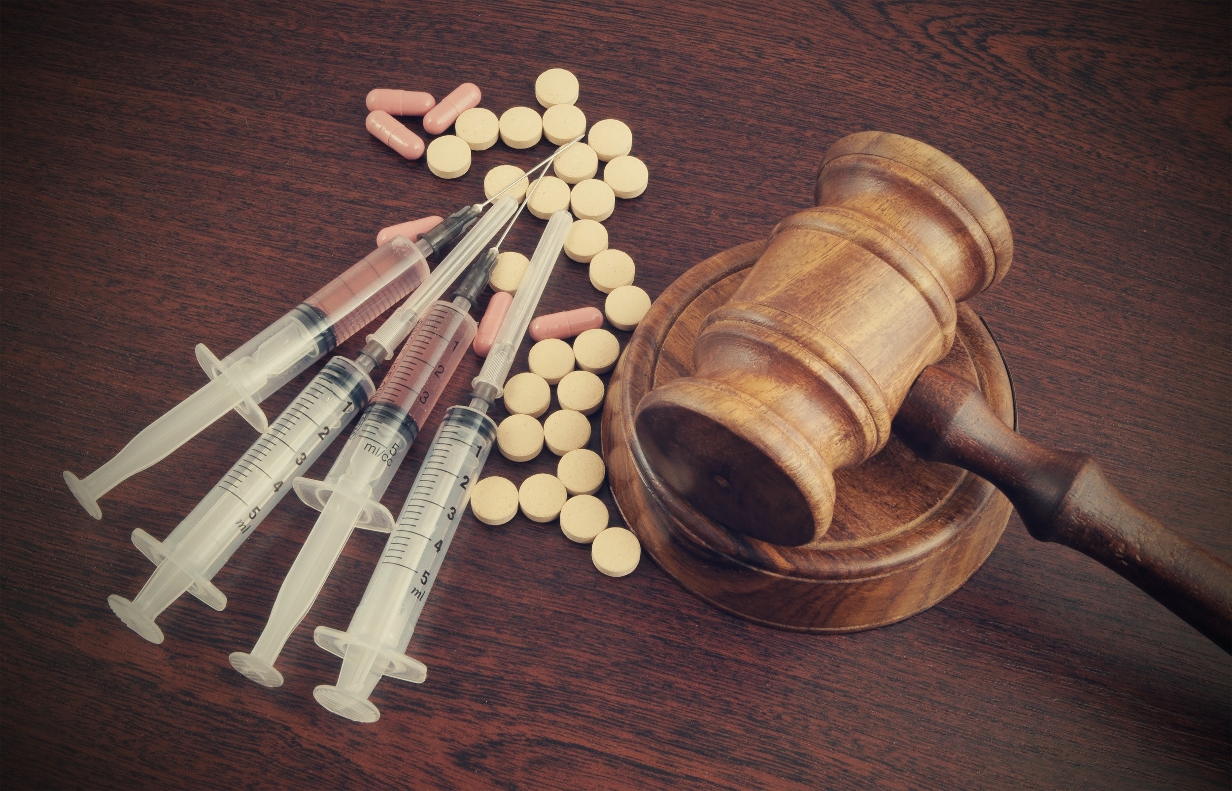 Суды поддержали выбор победителя в госзакупке лекарств с ограничениями допуска