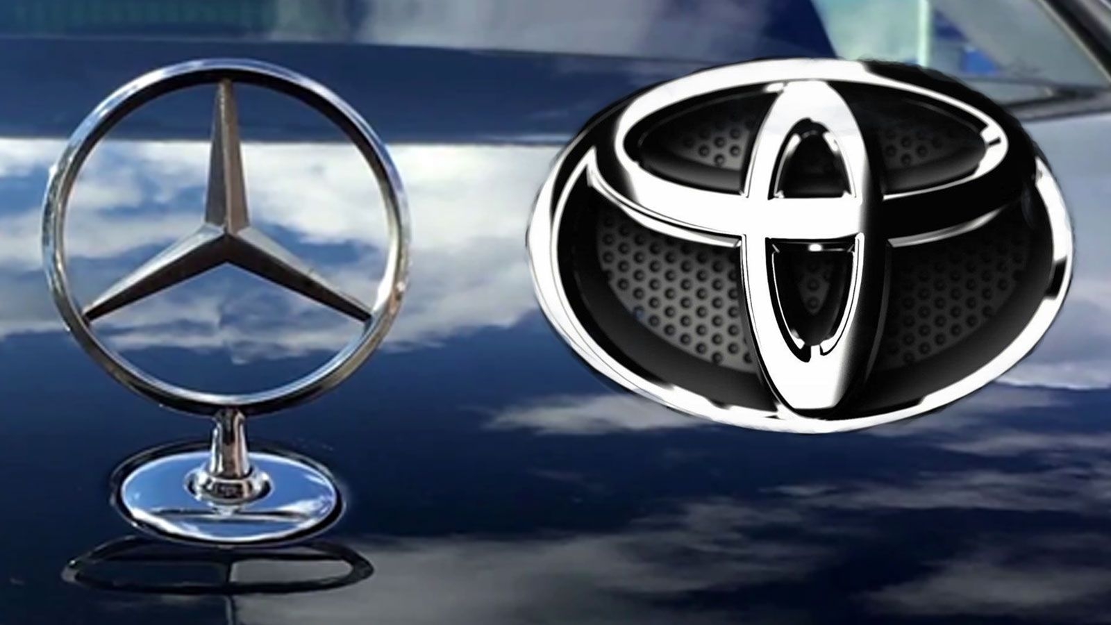 BMW vs Mercedes logo