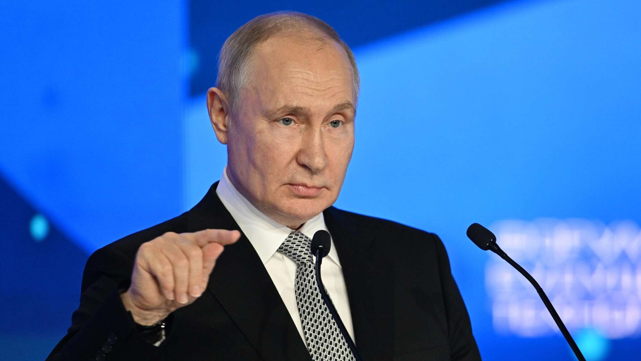 Путин призвал МВД уделить внимание борьбе с хищениями на гособоронзаказе